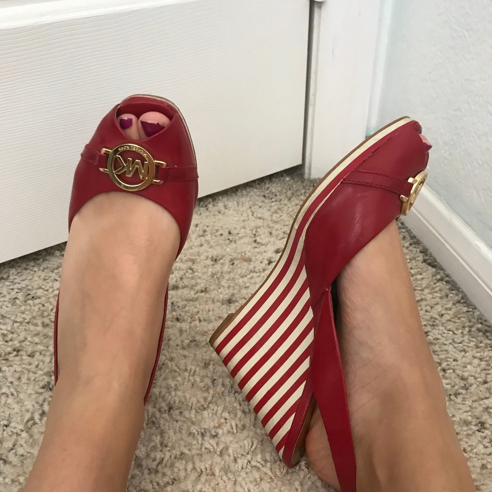 red gold white striped michael kors heels